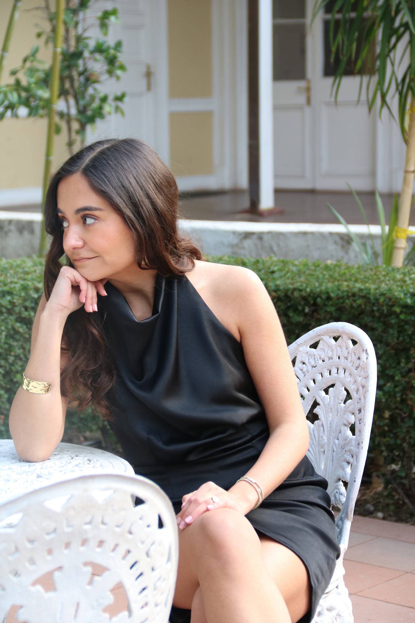 Vestido halter corto negro vega
